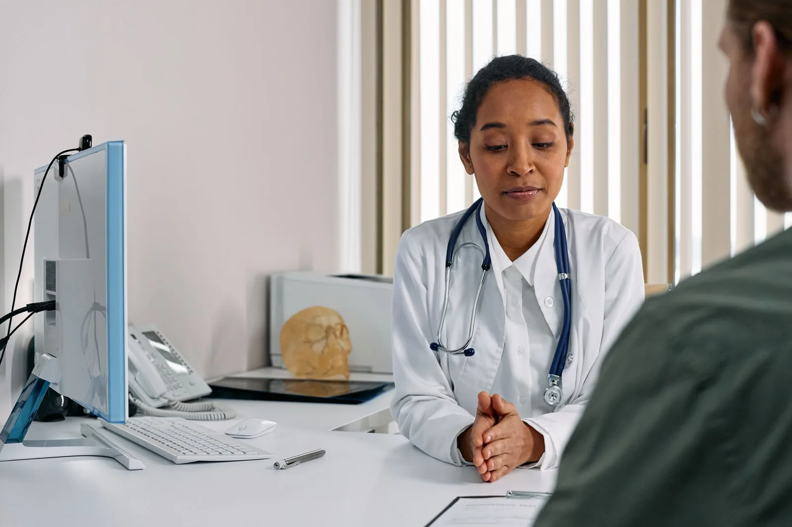 Consultation médicale dans une clinique en Grèce