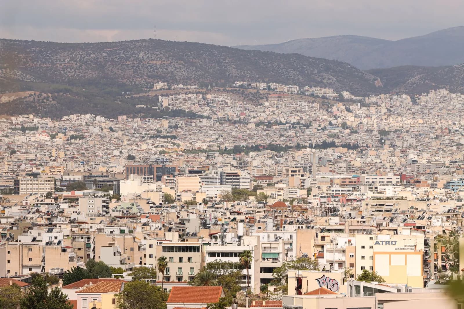 Panorama d'Athènes, premier bassin d'emploi de Grèce